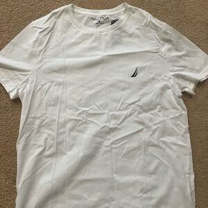 Nautica Classic Logo T-Shirt – Bright White – Size M – New With Tags